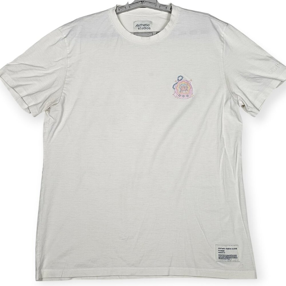 Asthetic Studios | Graphic T-Shirt | Men's/Unisex | Large | White | Nostalgia C